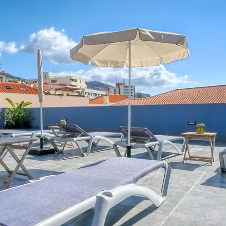 Bse15 1b, A In Madeira Apartment